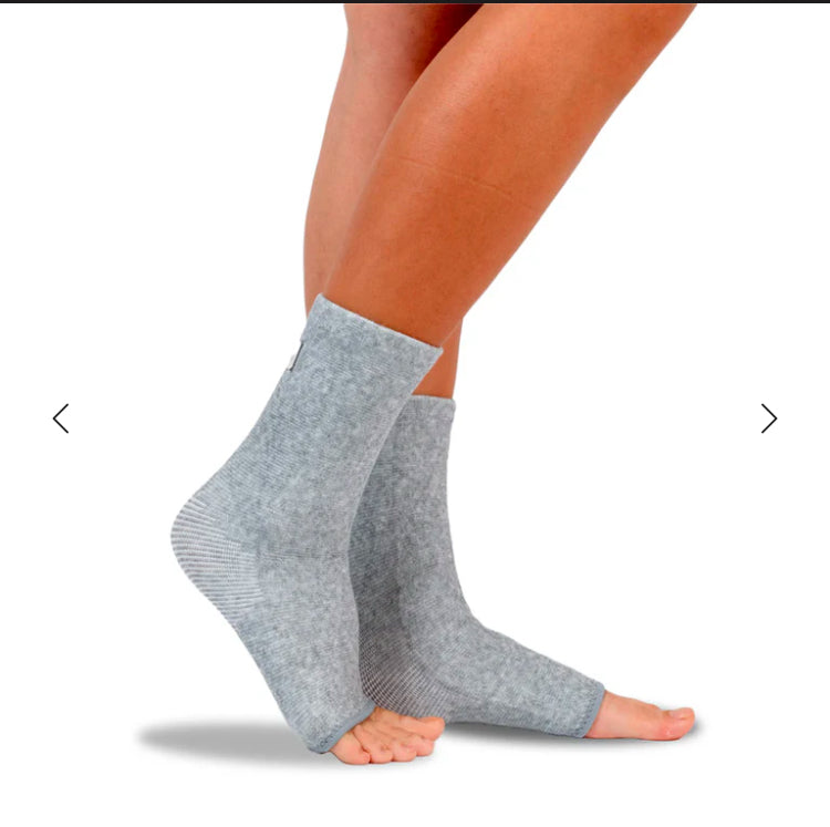 CloudWalkers™ Bamboo Compression Socks